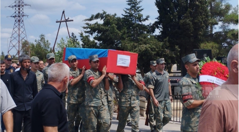 salyanda-birinci-qarabag-muharibesinin-shehidi-qenber-yariyev-defn-edilib