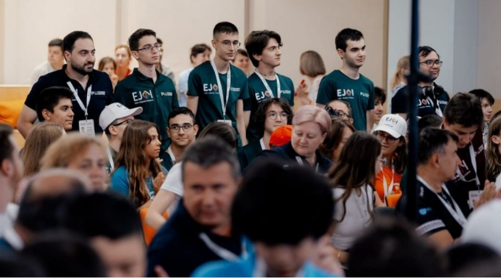 mekteblilerimiz-yeniyetmelerin-avropa-informatika-olimpiadasinda-ejoi-2024-ugurla-chixish-edibler