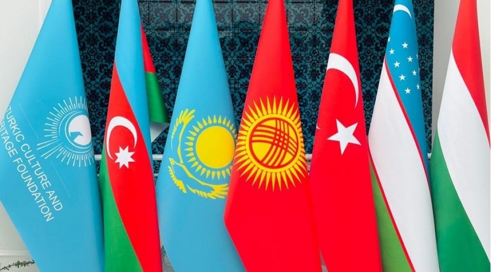 beynelxalq-turk-medeniyyeti-ve-irsi-fondunun-tesis-edilmesinden-12-il-otur