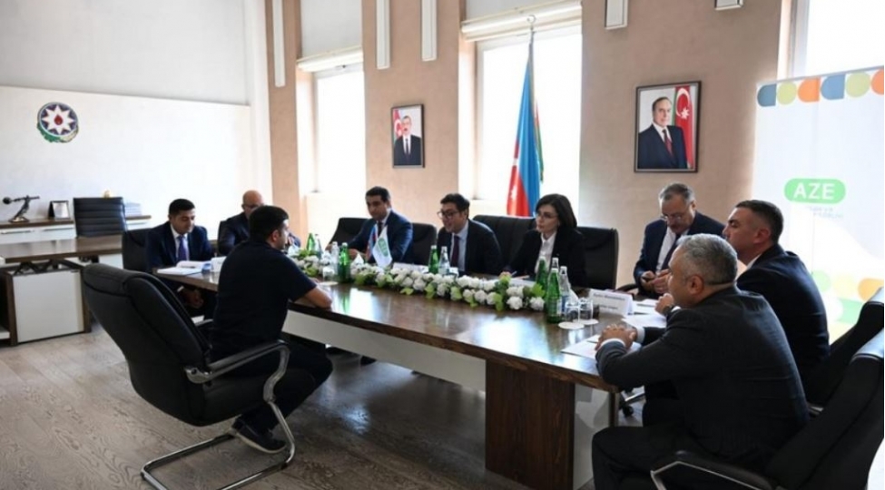 ferid-qayibov-shemkir-ve-gedebey-rayonlarinin-sakinlerini-qebul-edib