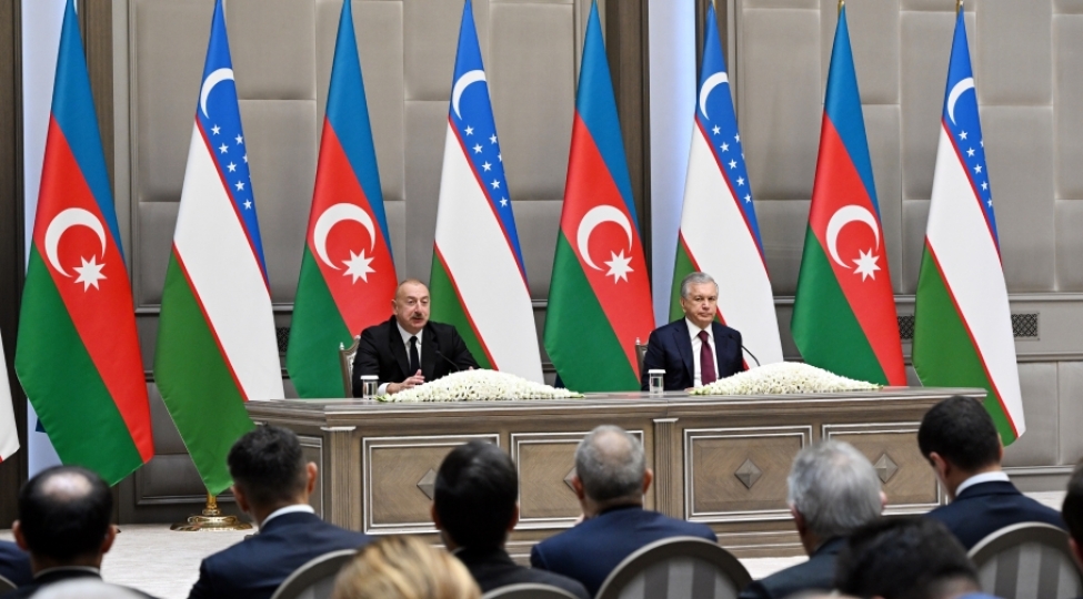 regionlarimizda-musbet-prosesler-dashkend-ile-baki-arasinda-semereli-emekdashliqdan-asilidir-prezident