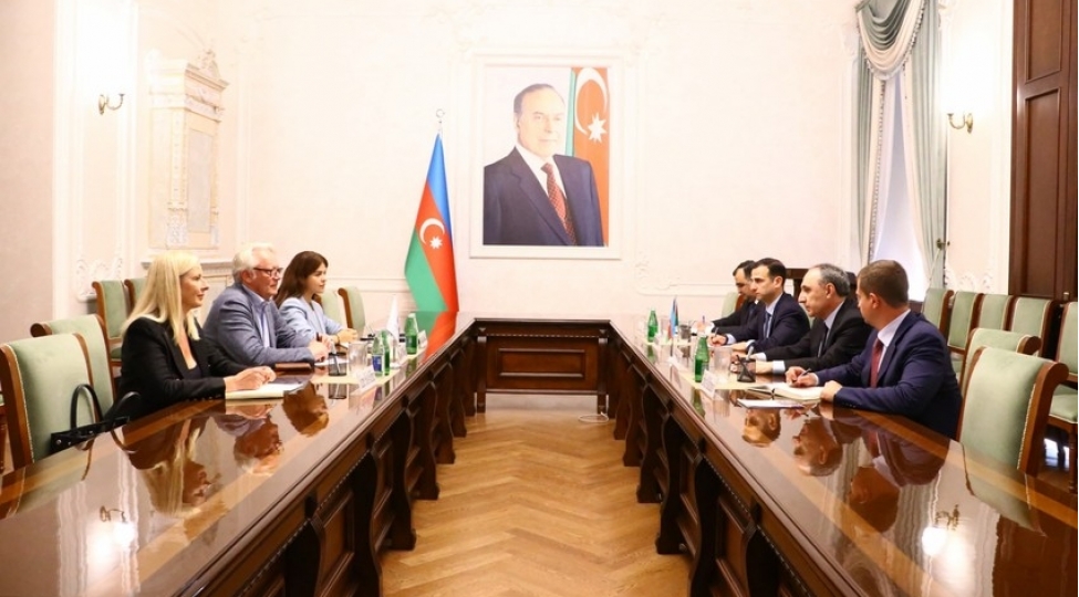 beynelxalq-prokurorlar-assosiasiyasinin-rehberliyi-azerbaycanda-seferdedir