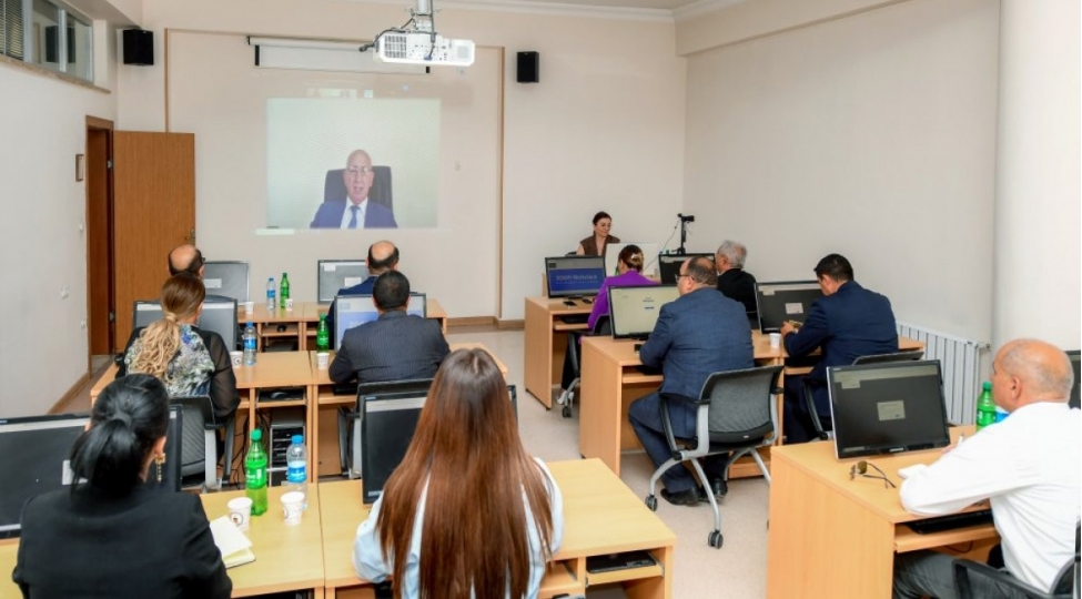 naxchivandaki-media-numeyendeleri-uchun-mm-e-sechkiler-movzusunda-onlayn-seminar-kechirilib