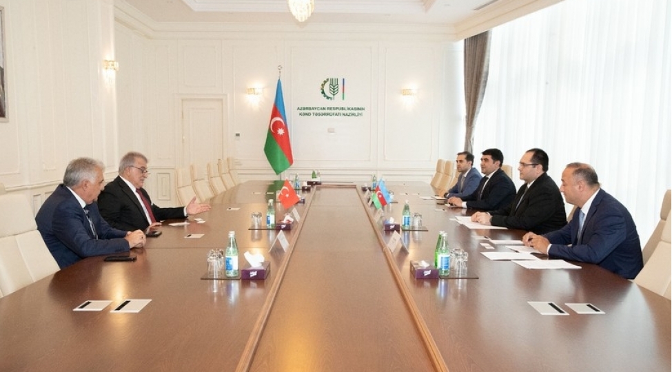 azerbaycanmehsullarinin-turkiye-ve-avropaya-ixracinin-genishlendirilmesi-teklif-edilir