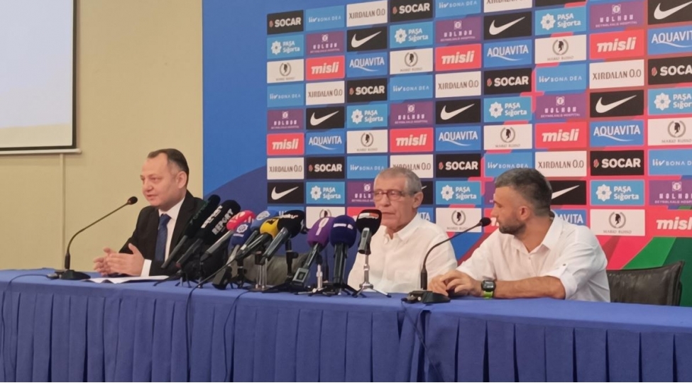 fernandu-santush-milliye-chagirilanhech-bir-futbolchu-ulduz-deyil-ulduz-goyde-olur