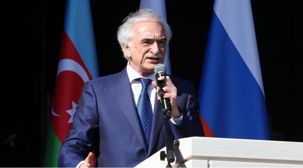 polad-bulbuloglu-zatulinin-beyanatlari-ile-bagli-dovlet-dumasina-muraciet-edib