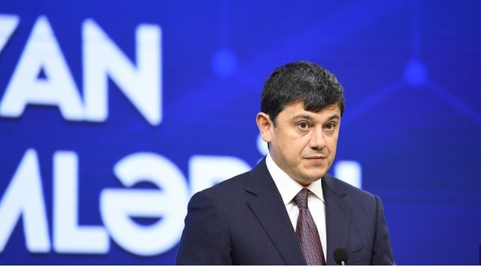 xaricde-artiq-yeni-nesil-alimler-yetishir-fuad-muradov