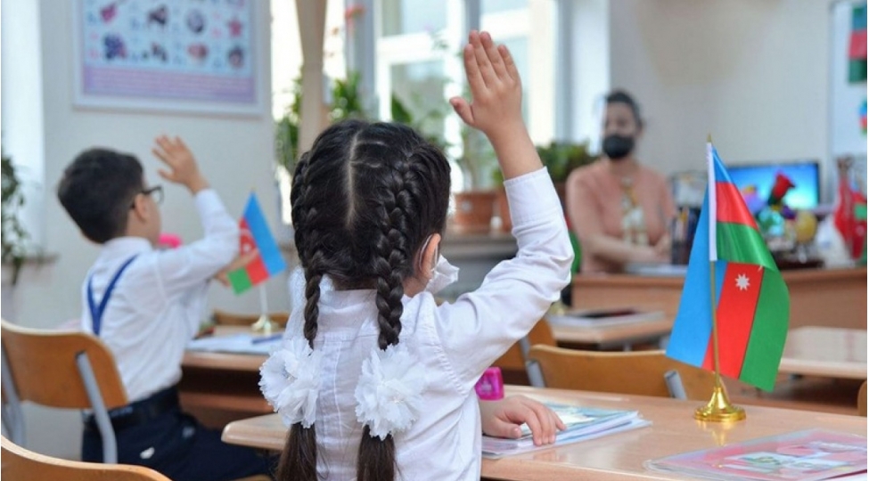 internat-mekteblerinin-siniflerinde-shagirdlerin-maksimum-sayi-mueyyen-olunub