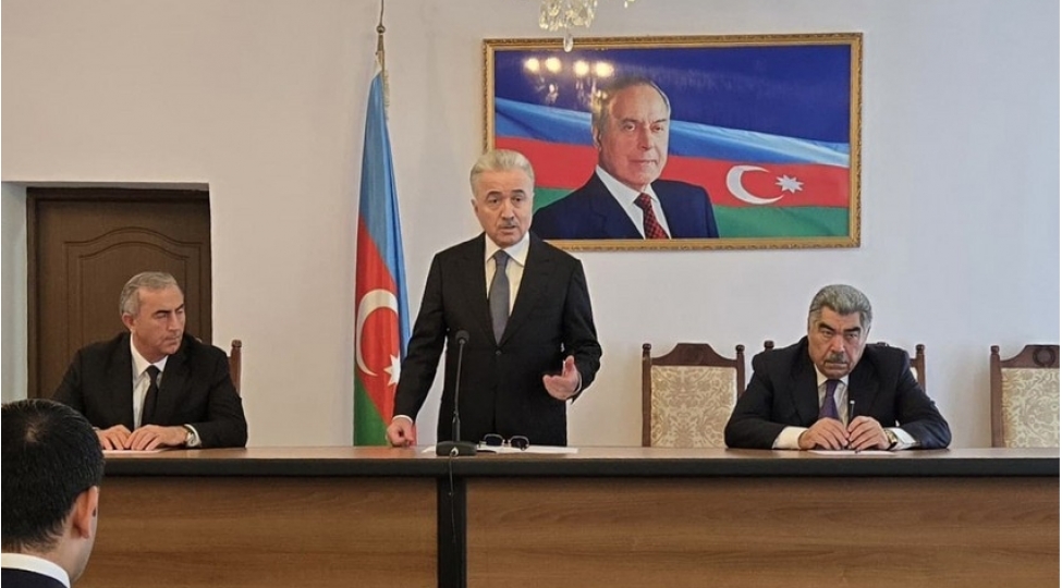 haciqabulun-yeni-icra-bashchisi-kollektive-teqdim-olunub