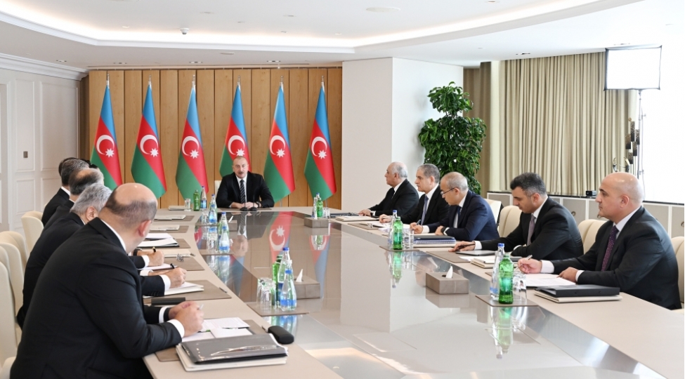xarici-borcun-udm-e-nisbetde-azerbaycan-dunya-miqyasinda-qabaqcil-olkeler-sirasindadir-prezident