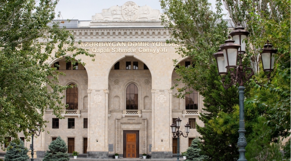 ady-de-shehidlerin-xatiresi-yad-edilib