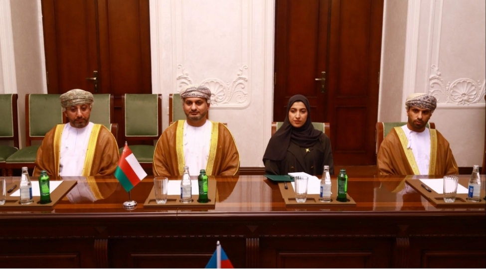 ommanla-emekdashliq-haqqinda-anlashma-memorandumun-hazirlanmasi-barede-raziliq-elde-olunub