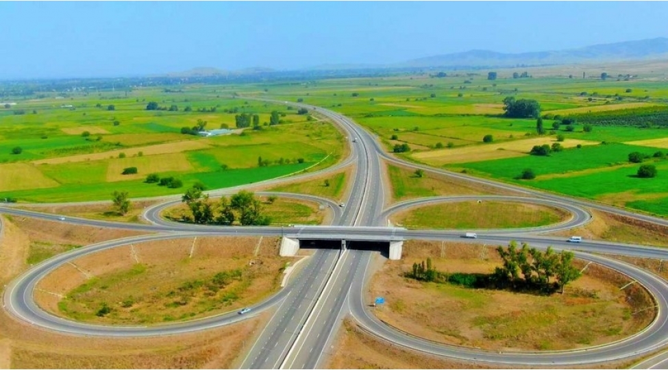 baki-qazax-yolunun-130-km-lik-hissesinin-genishlendirilmesi-yekunlashmaqdadir-video