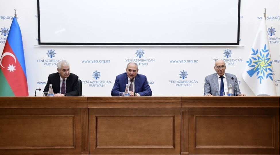 yap-idare-heyetinin-iclasi-kechirilib-foto-2