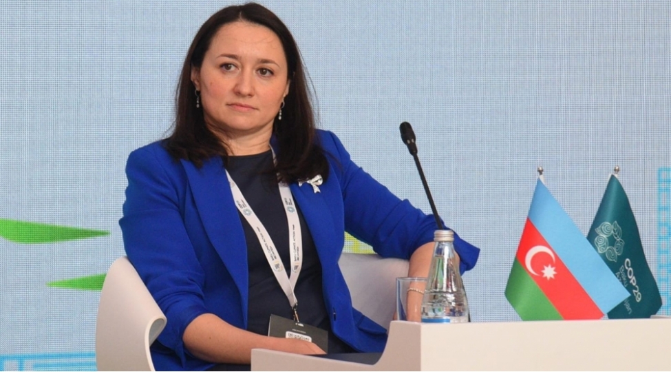 gunbegun-xezer-denizinin-suyunun-azalmasinin-shahidi-oluruq-kemale-huseynli-abishova