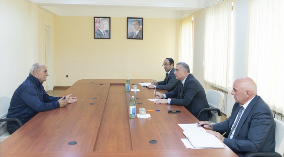 kend-teserrufati-nazirinin-muavini-bilesuvarda-vetendashlari-qebul-edib