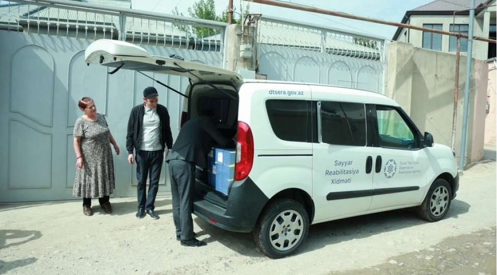 bu-il-elilliyi-olan-shexslere-1500-e-qeder-reabilitasiya-vasitesi-teqdim-edilib