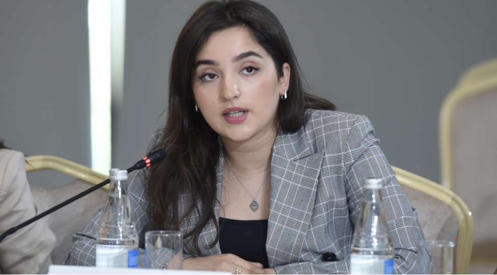 iqlimle-bagli-fealiyyetin-sheffafliginin-temin-edilmesine-genclerin-celb-edilmesi-vacibdir