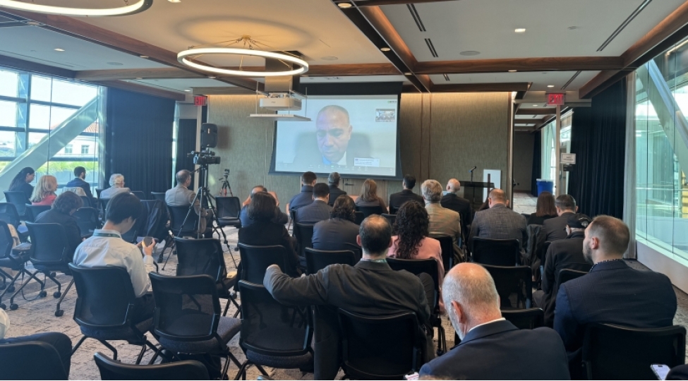 elnur-soltanov-iqlim-fealiyyetlerinin-semereli-olmasi-uchun-qlobal-seyler-dovlet-ve-ozel-sektorun-birge-irelilemesi-vacibdir