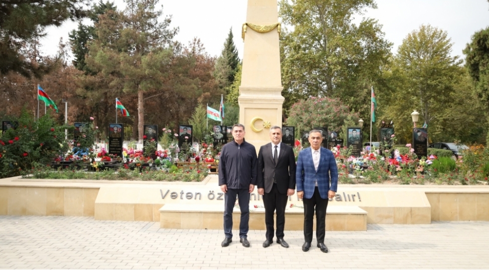milli-meclisin-deputatlari-yevlaxda-sechicilerle-gorushler-kechiribler-foto