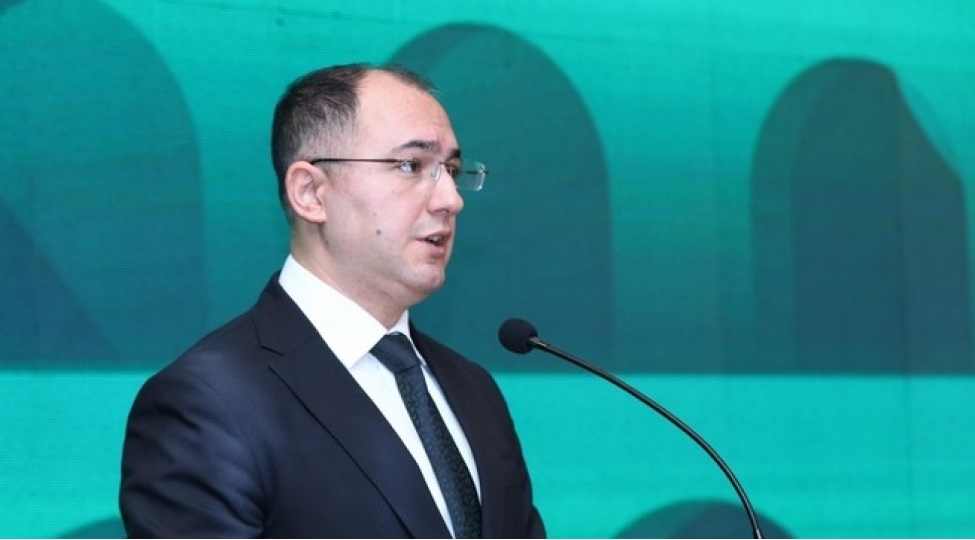 azerbaycanin-neqliyyat-sektoru-parkinin-yenilenme-planlari-achiqlanib