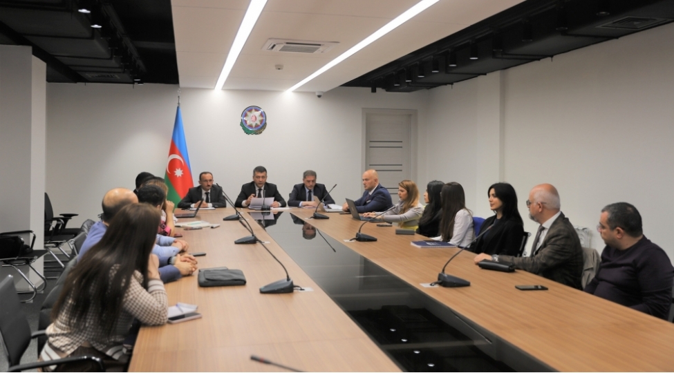 biznesin-muflisleshmesi-ishchi-qrupunun-vekillerle-gorushu-kechirilib