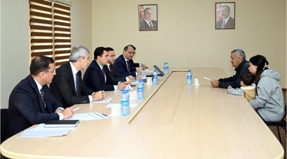 medeniyyet-naziri-agcabedide-vetendashlari-qebul-edib