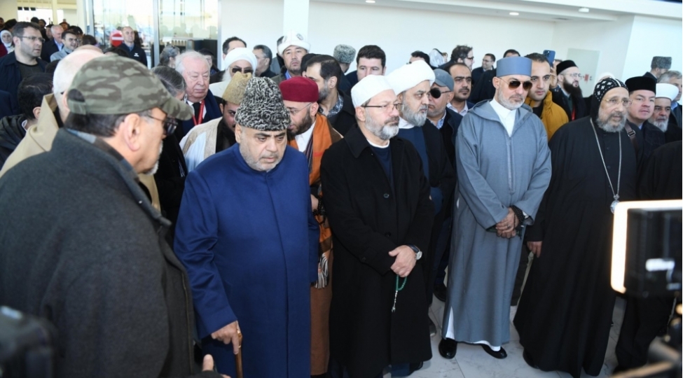 qlobal-baki-sammitinin-ishtirakchilari-fuzuli-beynelxalq-hava-limani-ile-tanish-olublar