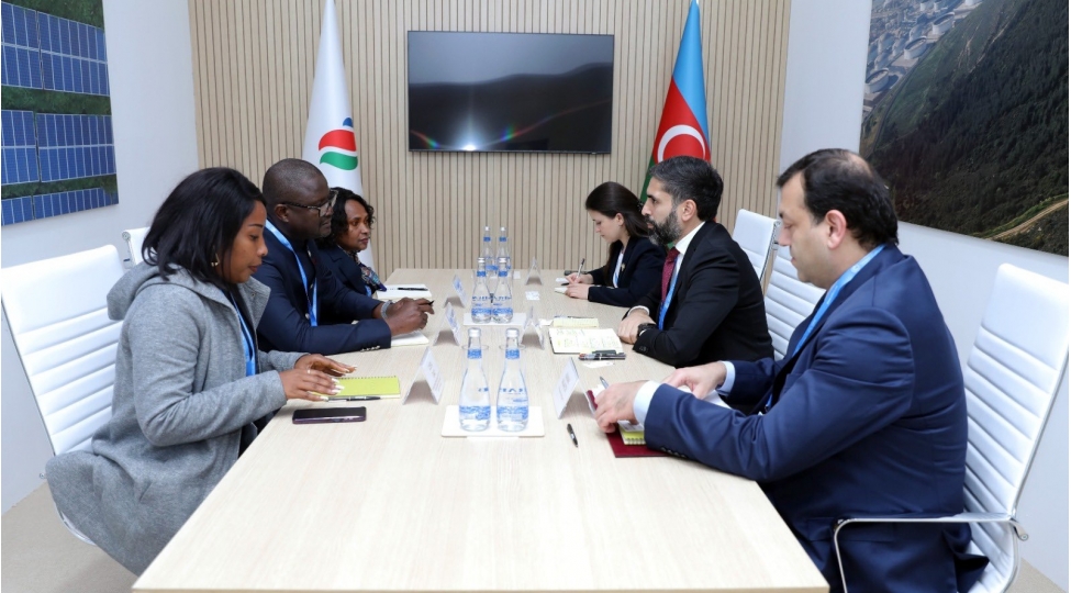 socar-qvineya-bisau-ile-yashil-enerji-sahesinde-emekdashliq-imkanlarini-arashdirir