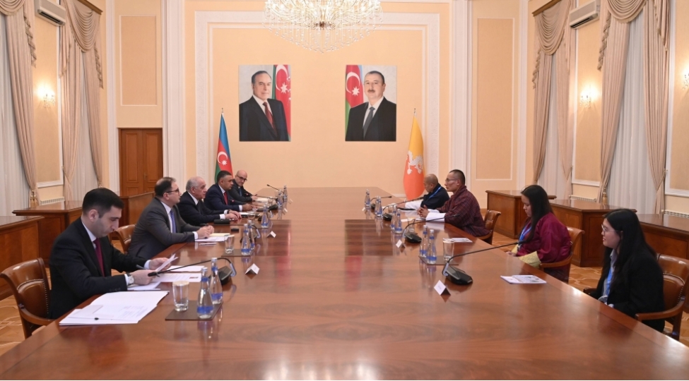 eli-esedov-butanin-bash-naziri-ile-gorushub