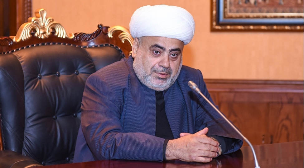 sheyxulislam-allahshukur-pashazade-raketler-yerini-qelemlere-qarshidurma-ise-diplomatiya-diline-vermelidir