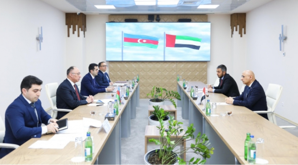 azerbaycan-ve-bee-arasinda-qida-mehsullarinin-dovriyyesinin-genishlendirilmesi-muzakire-olunub