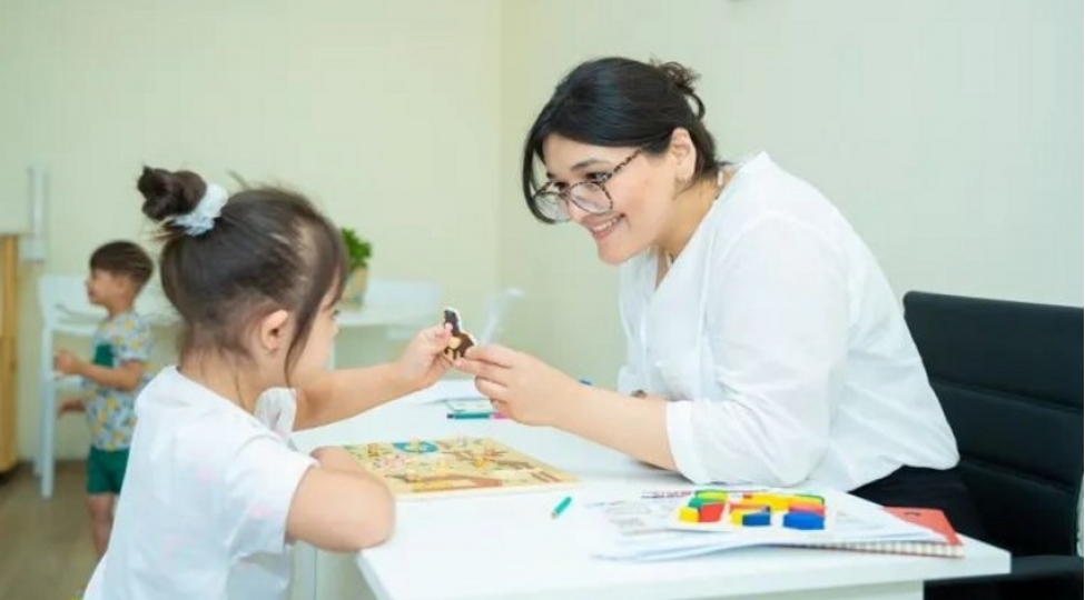 on-ayda-33-min-ushaga-reabilitasiya-xidmetleri-gosterilib