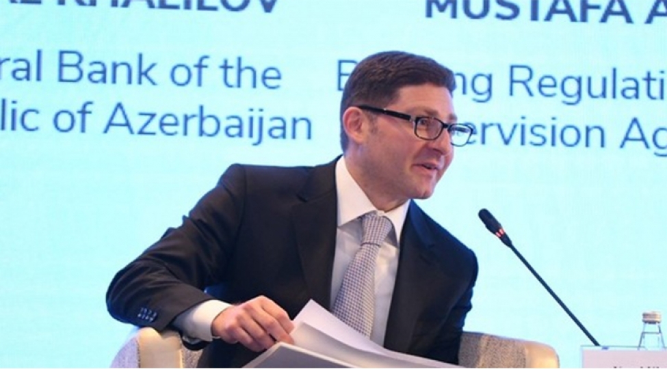 amb-resmisi-bir-neche-bank-achiq-bankchiliga-chixmaga-hazirdir