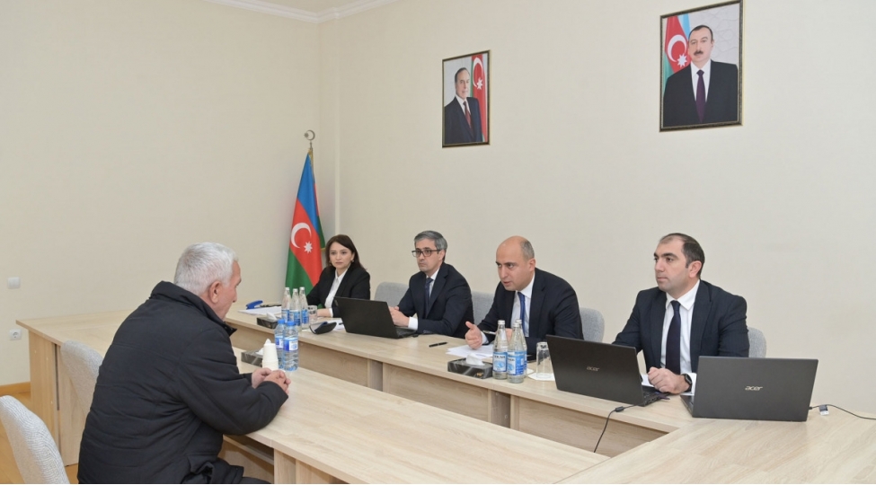 elm-ve-tehsil-naziri-balakende-vetendashlari-qebul-edib