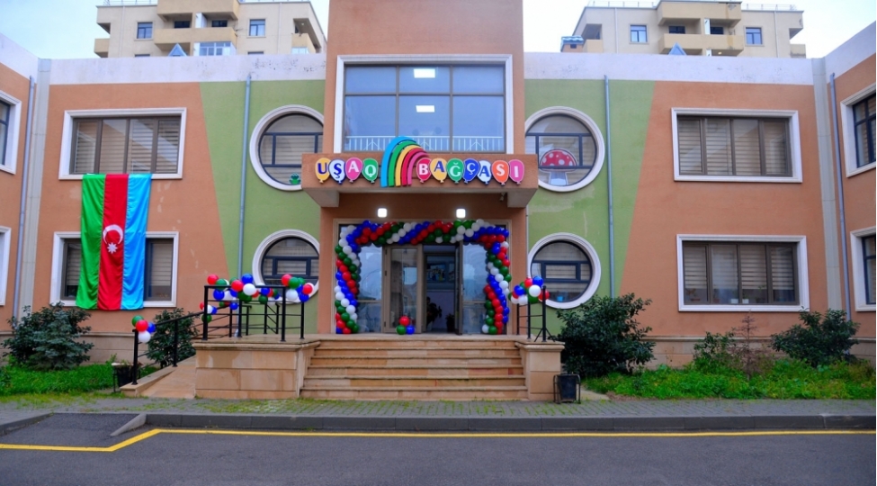 paytaxtda-yeni-ushaq-bagchasi-istifadeye-verilib-foto