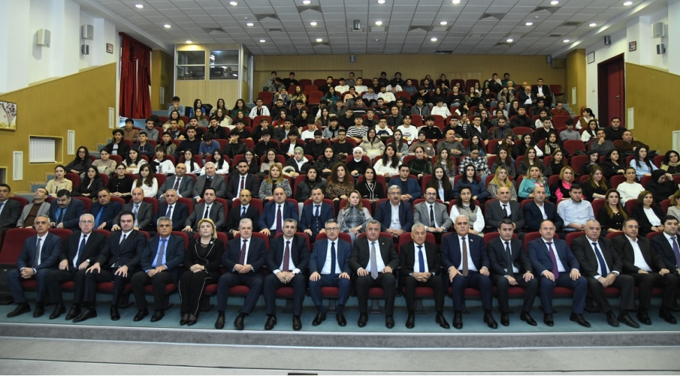 bmu-da-ulu-onder-heyder-eliyevin-anim-gunu-ile-bagli-tedbir-kechirilib