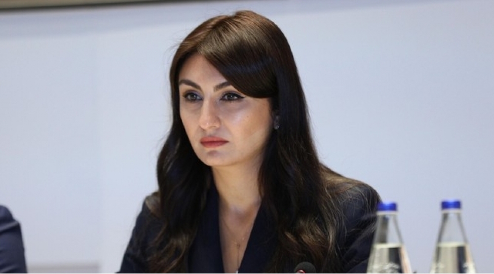 samira-musayeva451-minyeni-emek-muqavilesi-baglanib