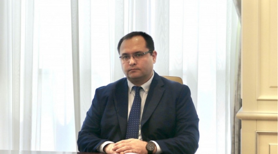 mecnun-memmedov-agcabedide-vetendashlari-qebul-edecek