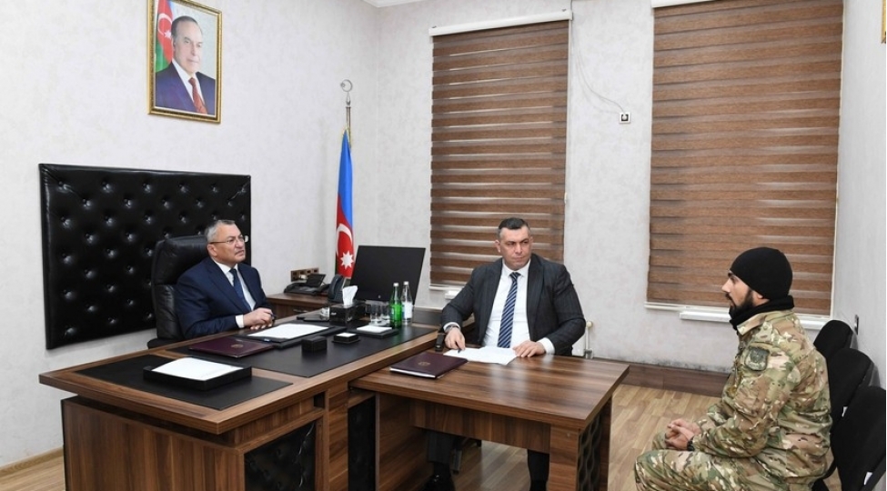 qachqinlarin-ve-mecburi-kochkunlerin-ishleri-uzre-dovlet-komitesinin-sedri-vetendashlari-qebul-edib