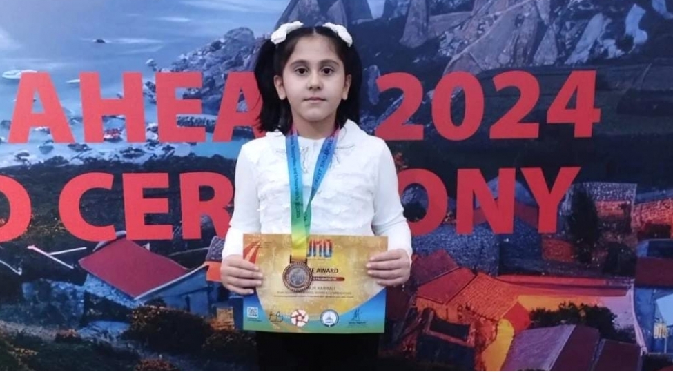 naxchivandan-9-yashli-mektebli-steam-ahead-2024-olimpiadasinda-qalib-olub-foto