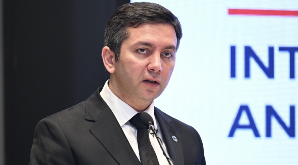 yalchin-refiyev-azerbaycan-tehsilinin-beynelxalq-standartlara-uygunlashdirilmasi-prioritet-istiqametlerden-biridir