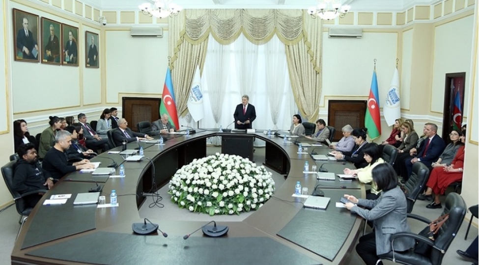 kitabi-dede-qorqud-dastanikoreya-diline-tercume-edilir
