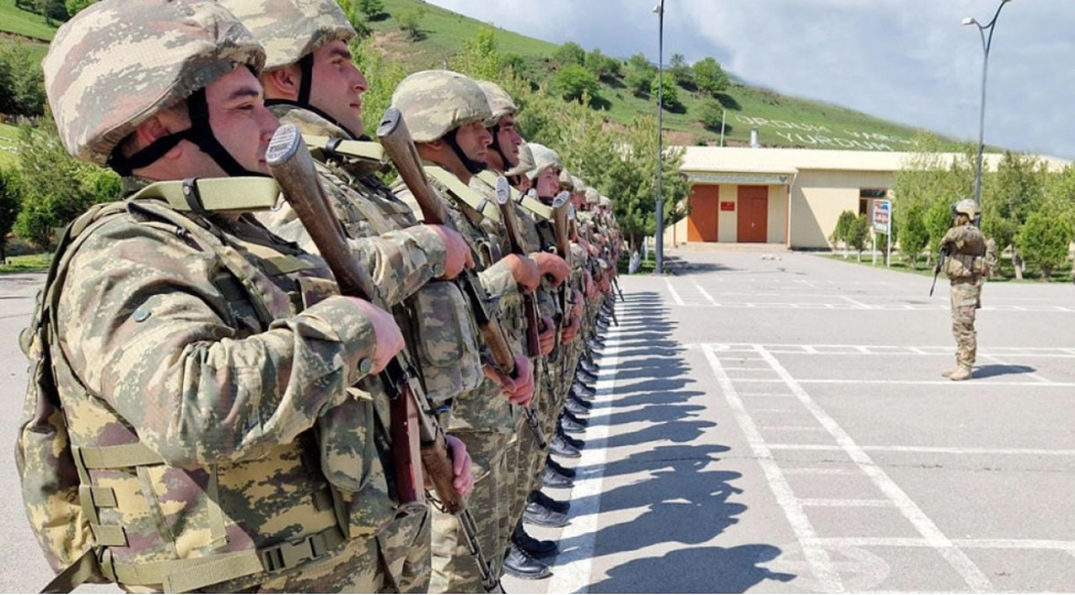 shxchdx-heqiqi-herbi-xidmet-muddetinin-azaldilmasi-muzakire-movzusu-deyil