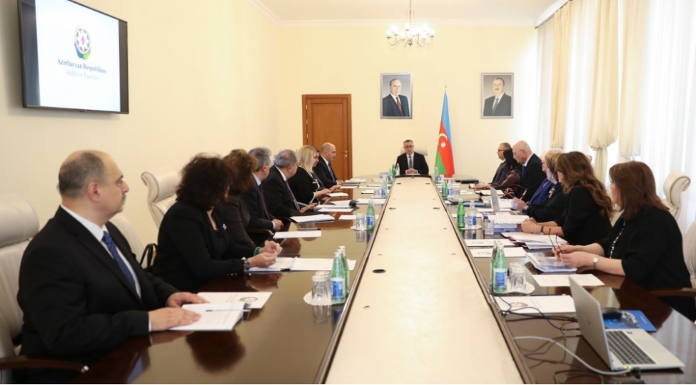 elmi-tedqiqat-institut-ve-merkezlerinin-2024-cu-ilde-fealiyyetlerine-dair-iclas-kechirilib