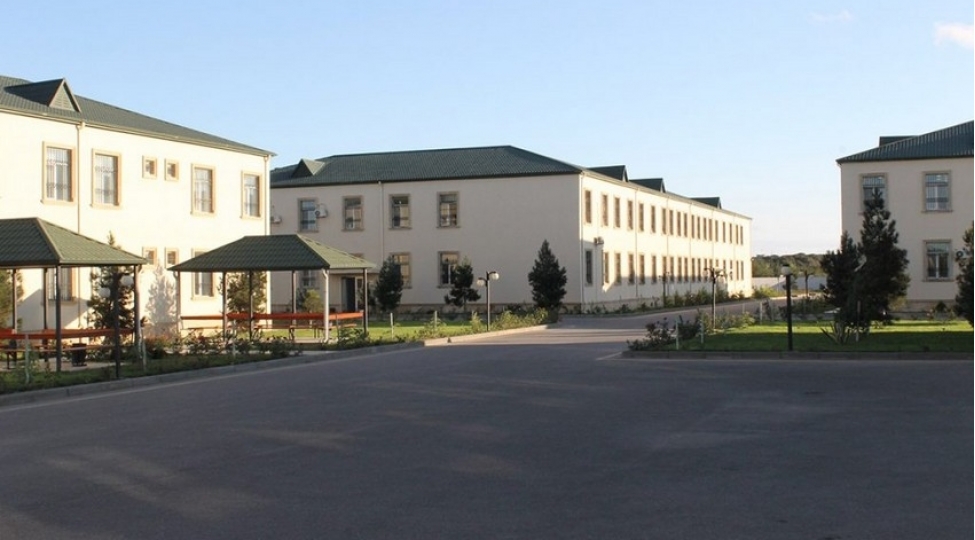 azerbaycanda-narkoloji-ve-qichs-le-mubarize-merkezlerinde-mualice-alan-shexslerin-sayi-achiqlanib