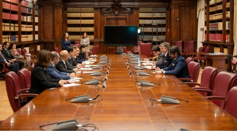 italiyali-nazir-azerbaycanla-medeniyyet-sahesinde-emekdashliqda-maraqliyiq