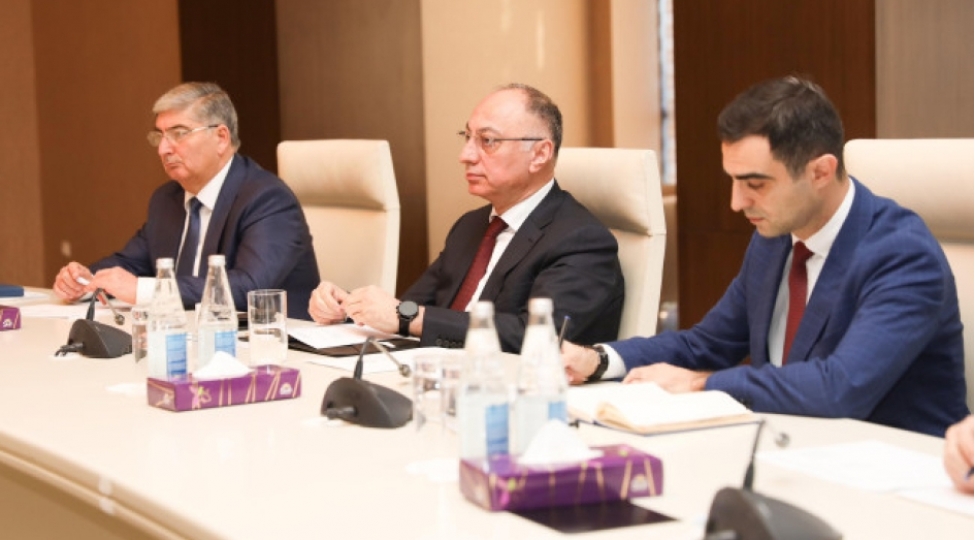 qebelede-qida-tehlukesizliyi-ile-bagli-vetendashlarin-muracietleri-dinlenilib