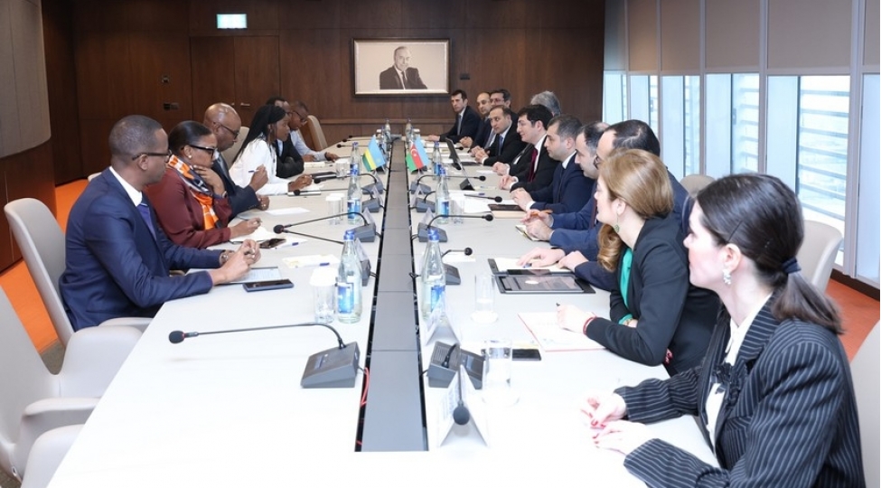 azerbaycan-ruanda-ile-iqtisadi-ve-ticaret-elaqelerinin-genishlendirilmesini-muzakire-edib