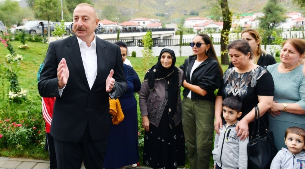 qalib-azerbaycanin-memari